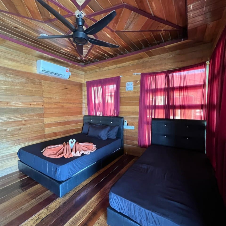 Pakej Discover Semporna : Mabul Island Seahorse Mabul Resort 4